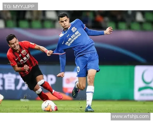 东京与上海申花激战正酣比分悬念迭起引发球迷热议 东京与上海申花激战正酣比分悬念迭起引发球迷热议